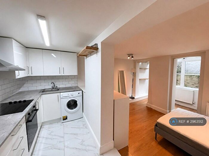 Studio To Rent In Pratt Street, London, NW1