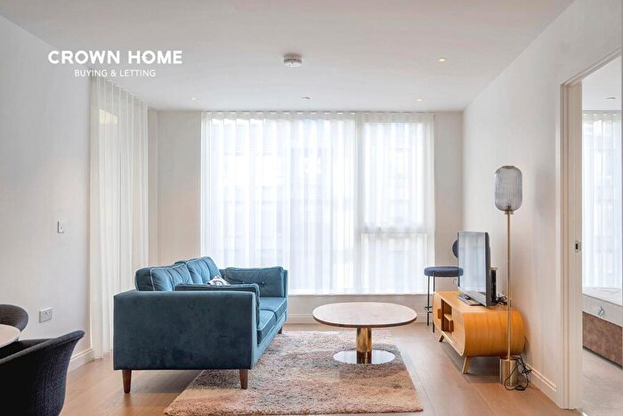 2 Bedroom Apartment To Rent In Oval Village, Kennington Lane, Phoenix Court, SE11