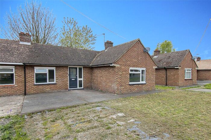 2 Bedroom Bungalow For Sale In Riverside Close, Prickwillow, Ely, Cambridgeshire, CB7