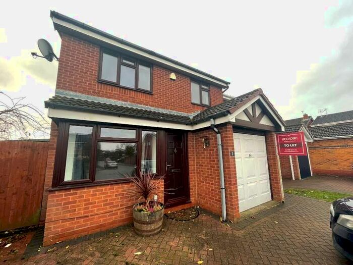 3 Bedroom Detached House To Rent In Stainforth Close Nuneaton, CV11