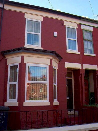 5 Bedroom Terraced House To Rent In Acomb Street Hulme, Manchester. ., M15