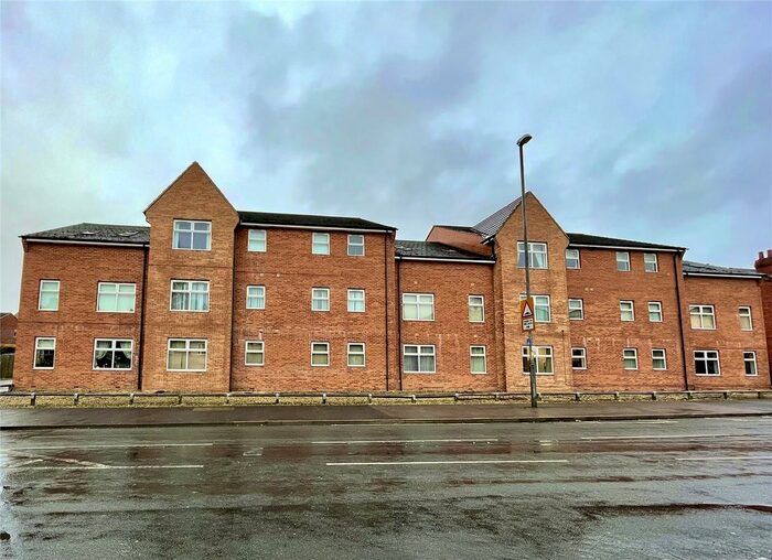 2 Bedroom Flat To Rent In James Court, Hemsworth, Pontefract, West Yorkshire, WF9