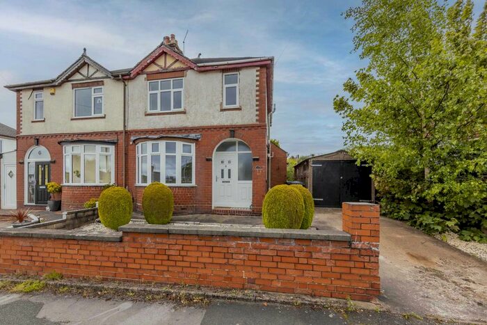 3 Bedroom Semi-Detached House To Rent In Meadow Avenue, Newcastle Under Lyme, ST5