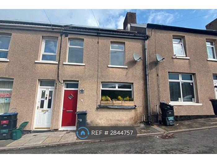 3 Bedroom Terraced House To Rent In Lewis St, Newport, NP11