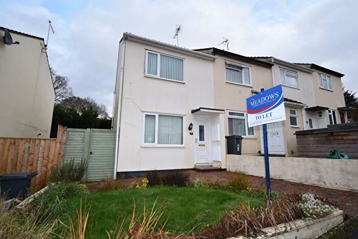 2 Bedroom Property To Rent In Duke Of Cornwall Close, Exmouth, EX8