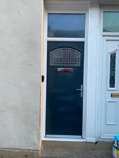 2 Bedroom Flat To Rent In Vine Street, South Shields, Tyne And Wear, NE33