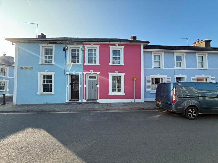 2 Bedroom Town House For Sale In Victoria Street, Aberaeron, SA46