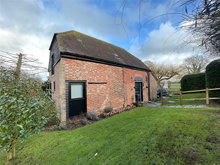 1 Bedroom Barn Conversion To Rent In Postern Lane, Tonbridge, Kent, TN11