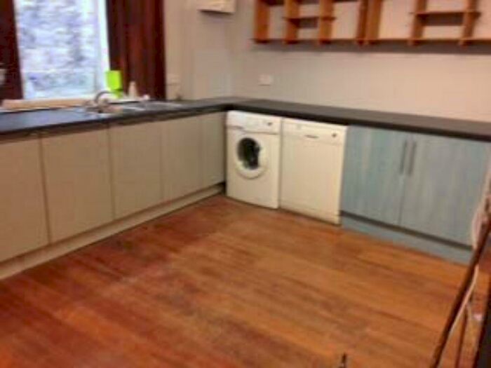4 Bedroom Flat To Rent In Bridge Street, Aberdeen, AB11
