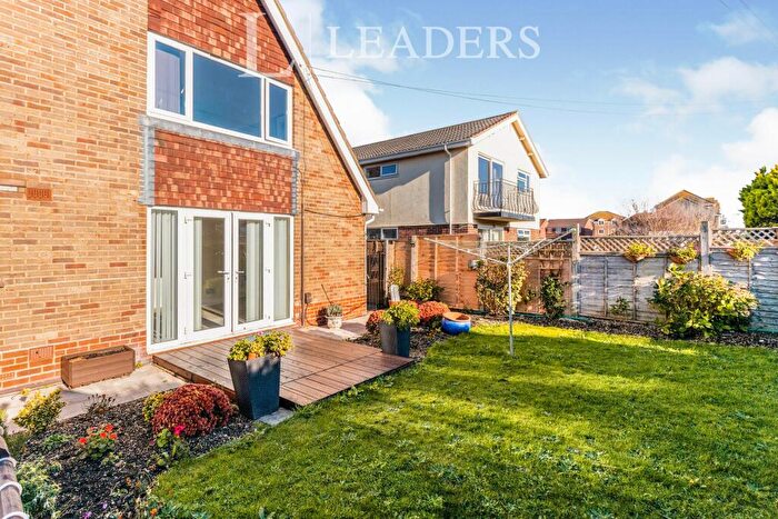 3 Bedroom Flat To Rent In Southwood Road, Hayling Island, PO11