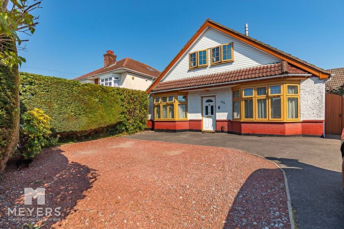 3 Bedroom Chalet For Sale In Kinson Road, Bournemouth, BH10