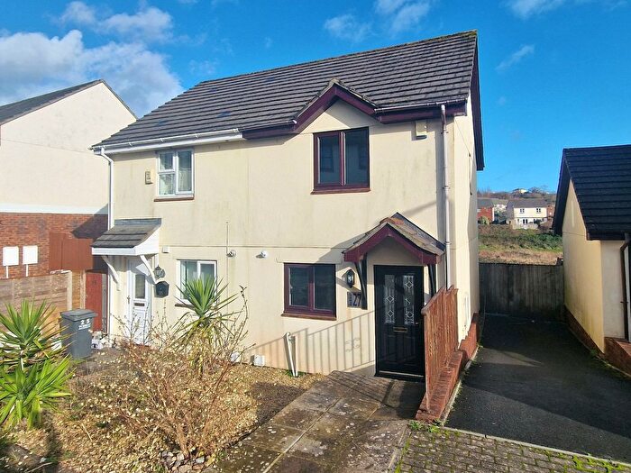 2 Bedroom Semi-Detached House To Rent In Shetland Close, Torquay, TQ2