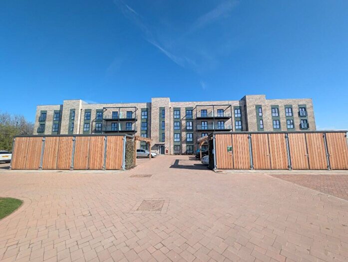 2 Bedroom Apartment To Rent In Golding Close, Cribbs Causeway, Bristol, BS10