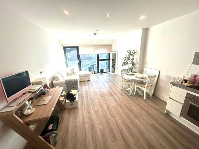 1 Bedroom Apartment To Rent In Waterford House, Bayscape, Watkiss Way, CF11