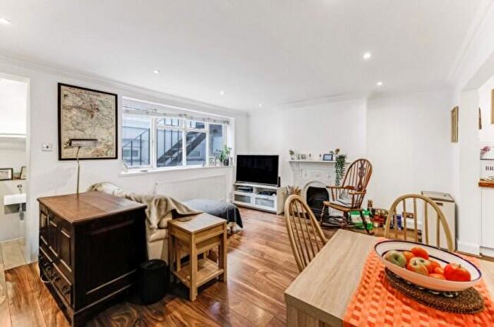 2 Bedroom Flat To Rent In Edis Street, Primrose Hill, NW1