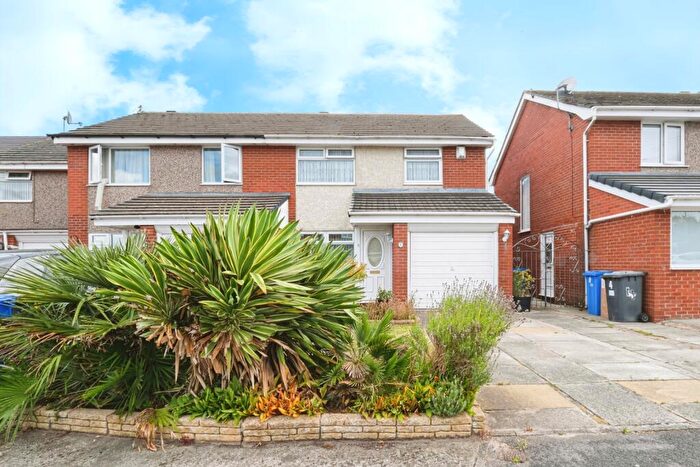 3 Bedroom Semi-Detached House For Sale In Ellwood Close, Hale Village, Liverpool, Cheshire, L24