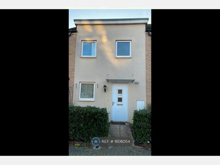 3 Bedroom Semi-Detached House To Rent In Warwick Avenue, Broughton, Milton Keynes, MK10