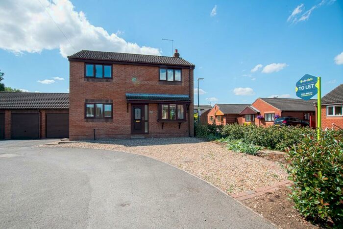 4 Bedroom Detached House To Rent In South Parade, HU17