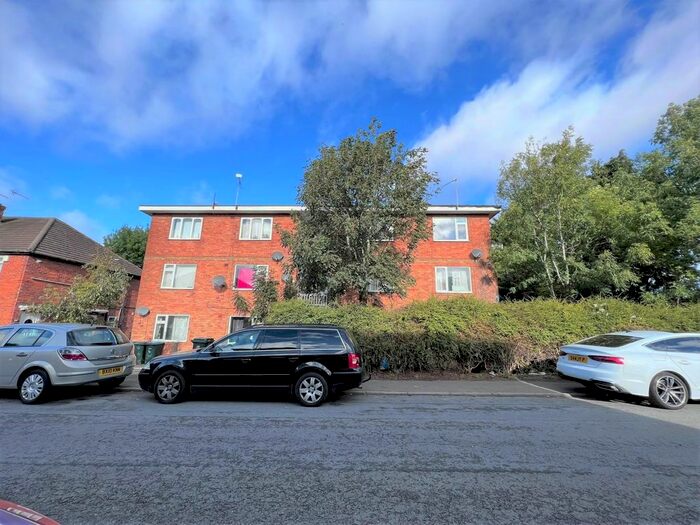 2 Bedroom Flat To Rent In Sunbury Road, Coventry, CV3