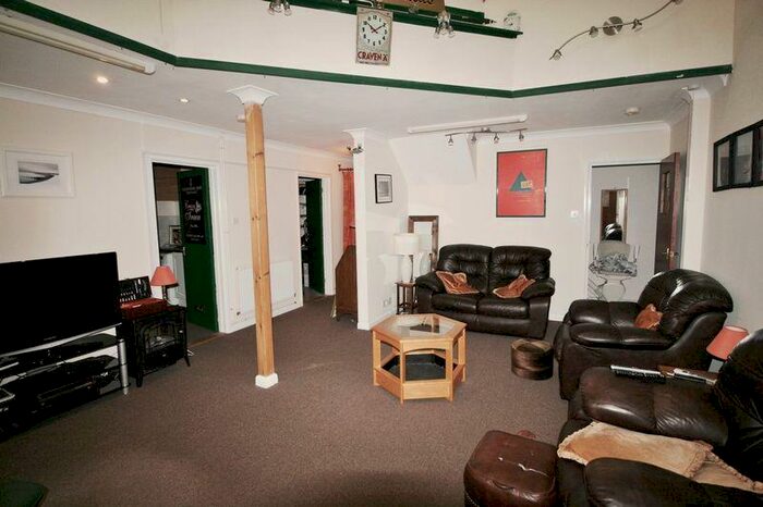 3 Bedroom Apartment To Rent In Park Drive, Brightlingsea, CO7