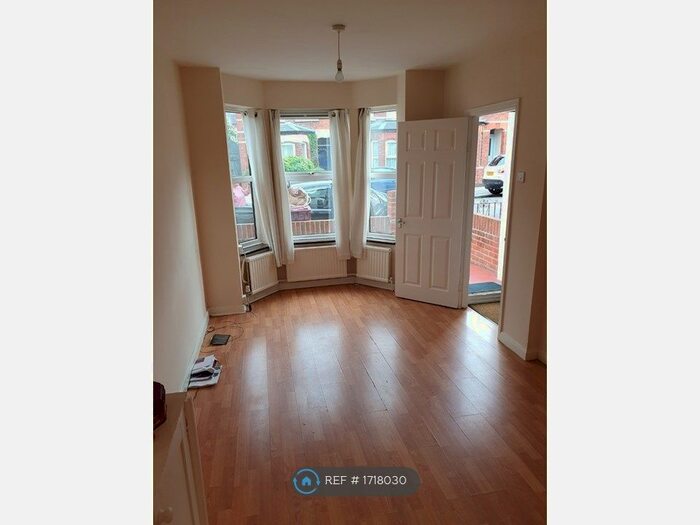 3 Bedroom Terraced House To Rent In Belmont Road, Reading, RG30
