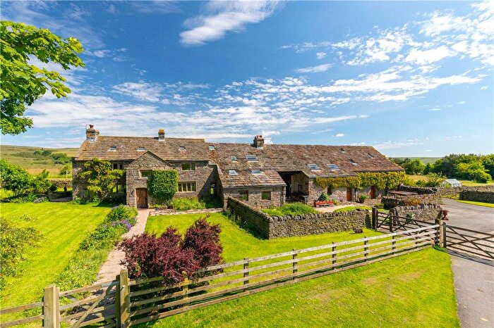 4 Bedroom Barn Conversion For Sale In Green Lane, Silsden, West Yorkshire, BD20