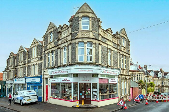 4 Bedroom Apartment For Sale In Coldharbour Road, Bristol, BS6