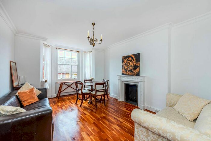 2 Bedroom Flat To Rent In Gladstone Court, Westminster, London, SW1P