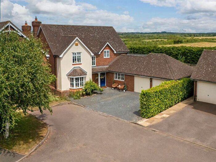 5 Bedroom House To Rent In George Court, Grendon Underwood, HP18