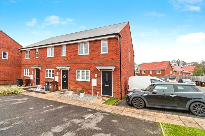 2 Bedroom End Terrace House For Sale In Ganders Mead, Nursling, Southampton, Hampshire, SO16