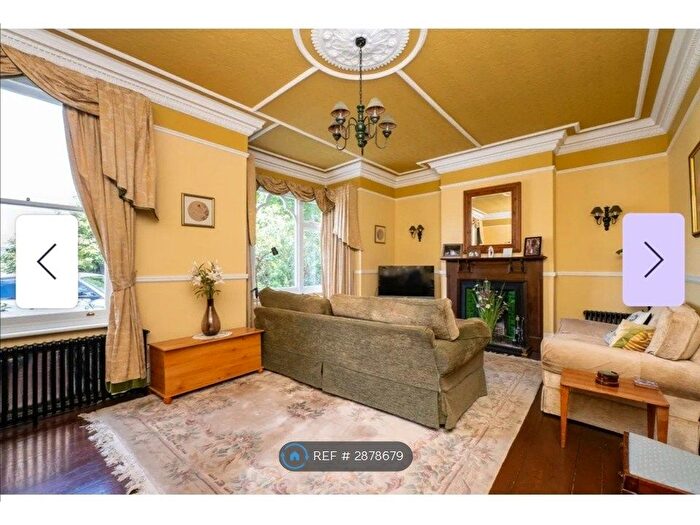 5 Bedroom Semi-detached House To Rent In St. James Road, Sutton, SM1