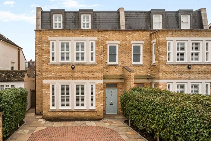 5 Bedroom Semi Detached House For Sale In St. Marks Road, Teddington, TW11