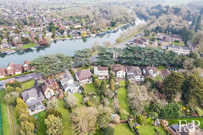 5 Bedroom Detached House For Sale In Ouseley Road, Old Windsor, SL4