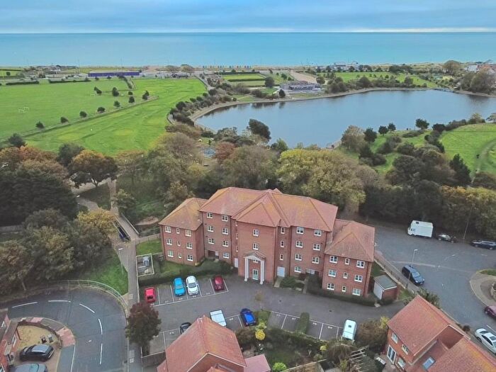 2 Bedroom Flat For Sale In Winchelsea Road, Eastbourne, BN22