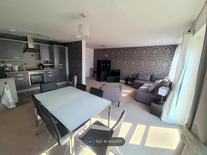 2 Bedroom Flat To Rent In Riverside Drive, Lincoln, LN5