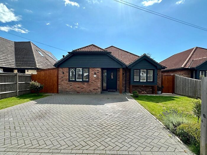 3 Bedroom Detached Bungalow For Sale In Pebsham Drive, Bexhill-On-Sea, TN40