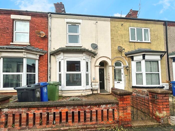 3 Bedroom Terraced House To Rent In Algernon Street, Grimsby, Lincolnshire, DN32