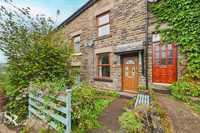 3 Bedroom Terraced House For Sale In Cliff Road, Buxton, SK17