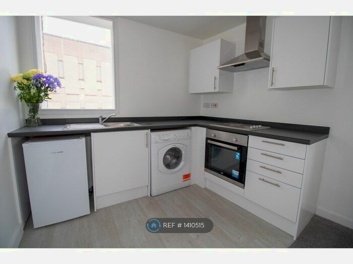 1 Bedroom Flat To Rent In Cheapside Chambers, Bradford, BD1