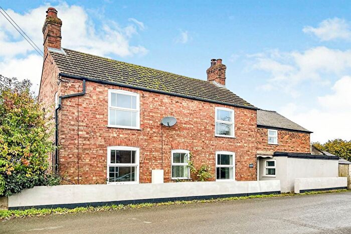 3 Bedroom Detached House For Sale In Beck Bank, Gosberton Clough, Spalding, PE11