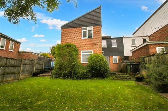 3 Bedroom Detached House To Rent In Grebe Close, Alton, Hampshire, GU34