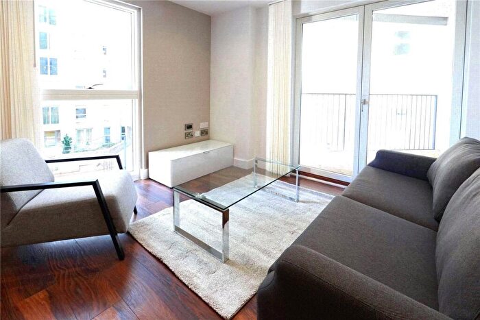 2 Bedroom Apartment To Rent In New Bridge Street Salford, M3
