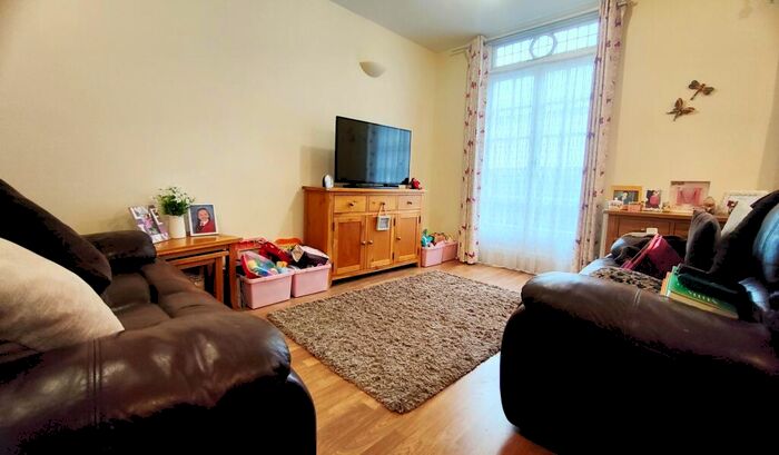 1 Bedroom Flat To Rent In High Street Orpington, BR6