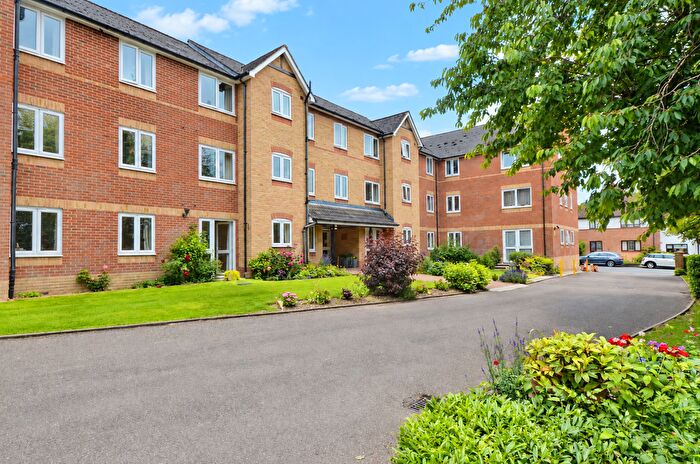 2 Bedroom Flat For Sale In Custerson Court, Saffron Walden, CB11