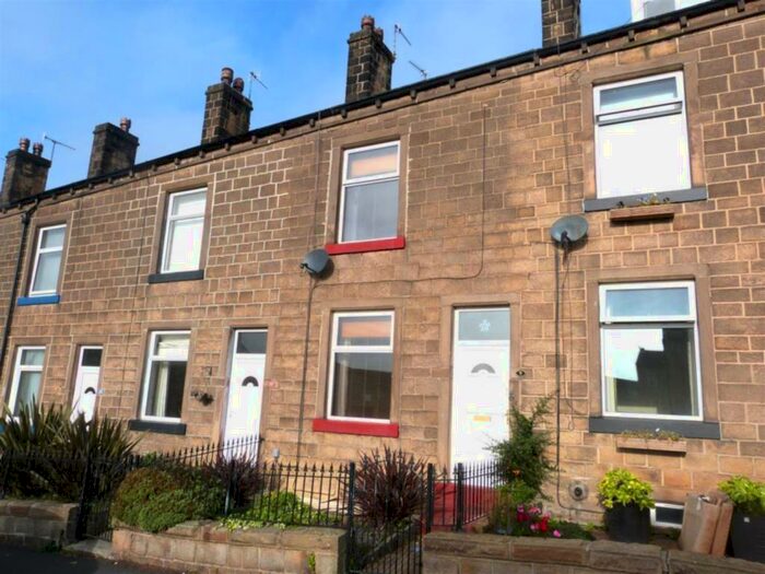 4 Bedroom Terraced House To Rent In Britannia Street, Bingley, BD16