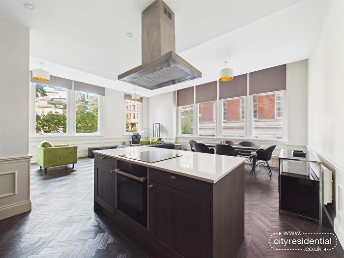 2 Bedroom Flat For Sale In Tower Building, Liverpool, L3