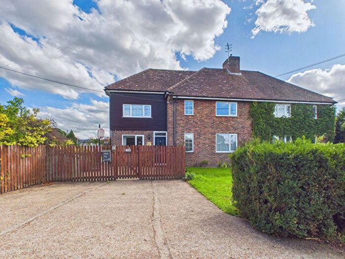 4 Bedroom Semi-Detached House For Sale In Hilltop Cottages, The Mount, Ifield, Crawley, West Sussex, RH11