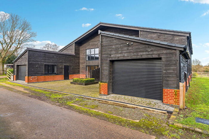 4 Bedroom Semi-Detached House For Sale In Birch Lane, Flaunden, Hemel Hempstead, HP3