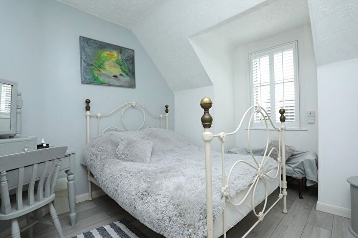 7 Bedroom Semi-Detached House For Sale In Elms Avenue, Ramsgate, CT11
