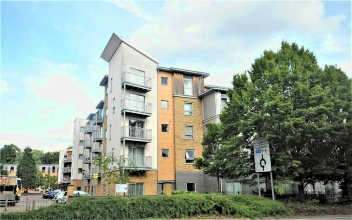 2 Bedroom Flat To Rent In Coombe Way, Farnborough, GU14